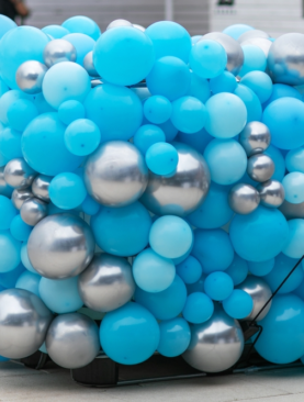 Anniversary balloons